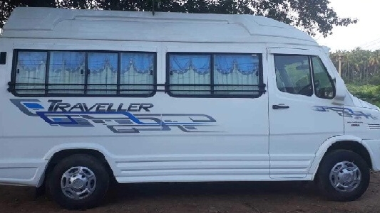 tempo traveller in Ludhiana